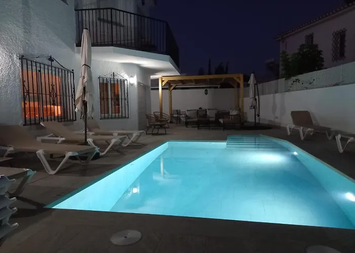 El Algarrobo Villa Nerja