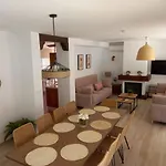 El Algarrobo