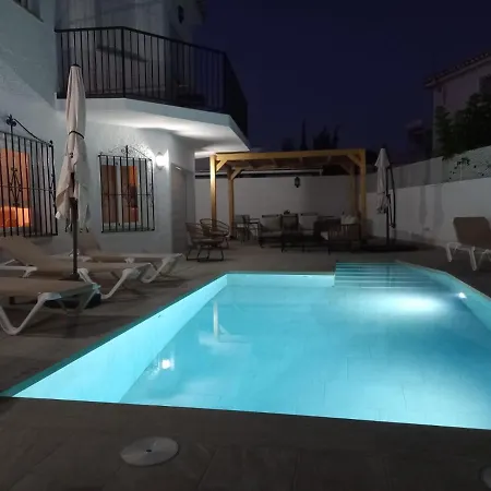 El Algarrobo Villa Nerja